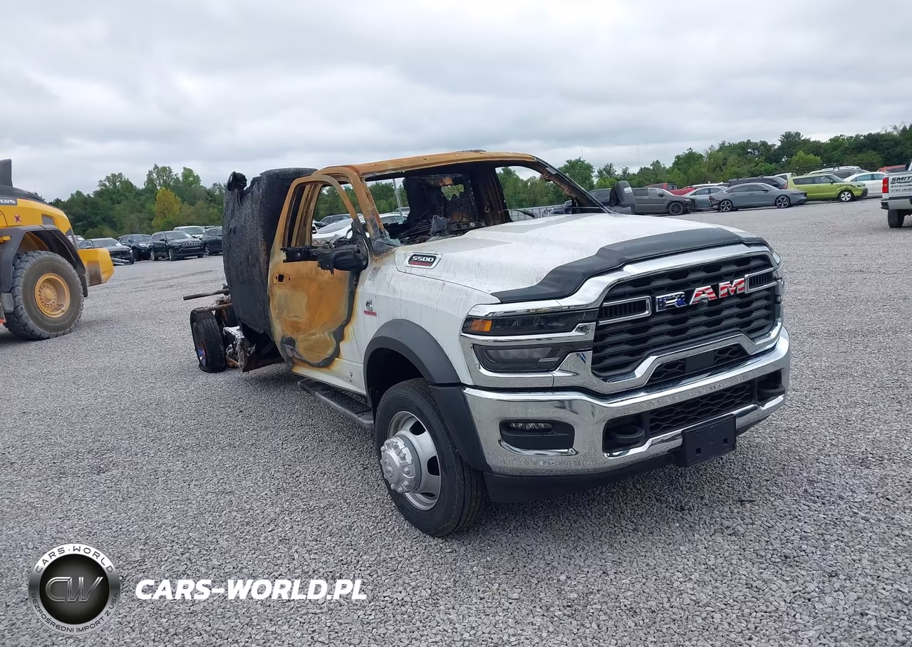 2025 Ram 5500 Chassis Tradesman-Big Horn VIN:3C7WRNDL2SG559181 - 1