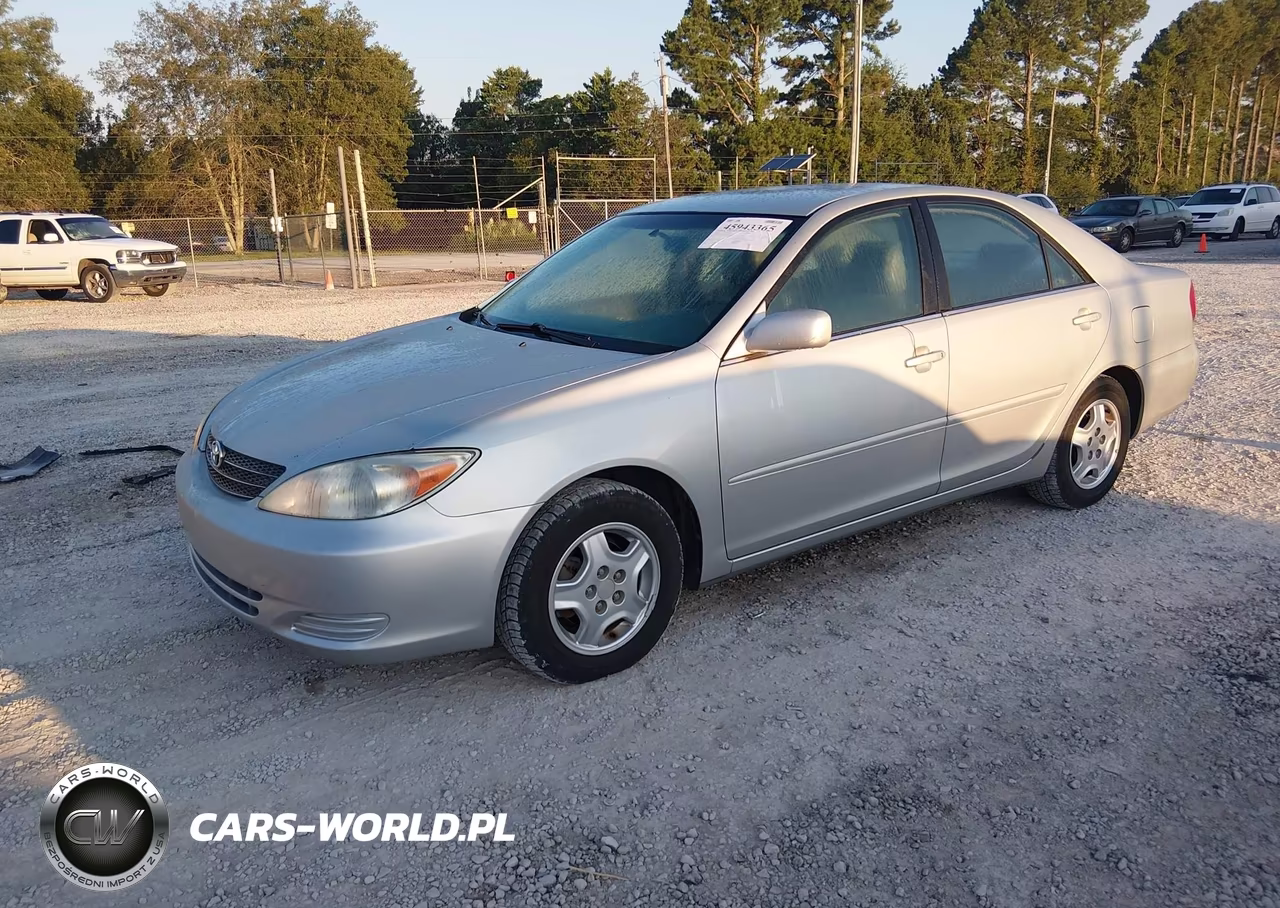 2002 Toyota Camry Le VIN:4T1BF32K32U010293 - 2