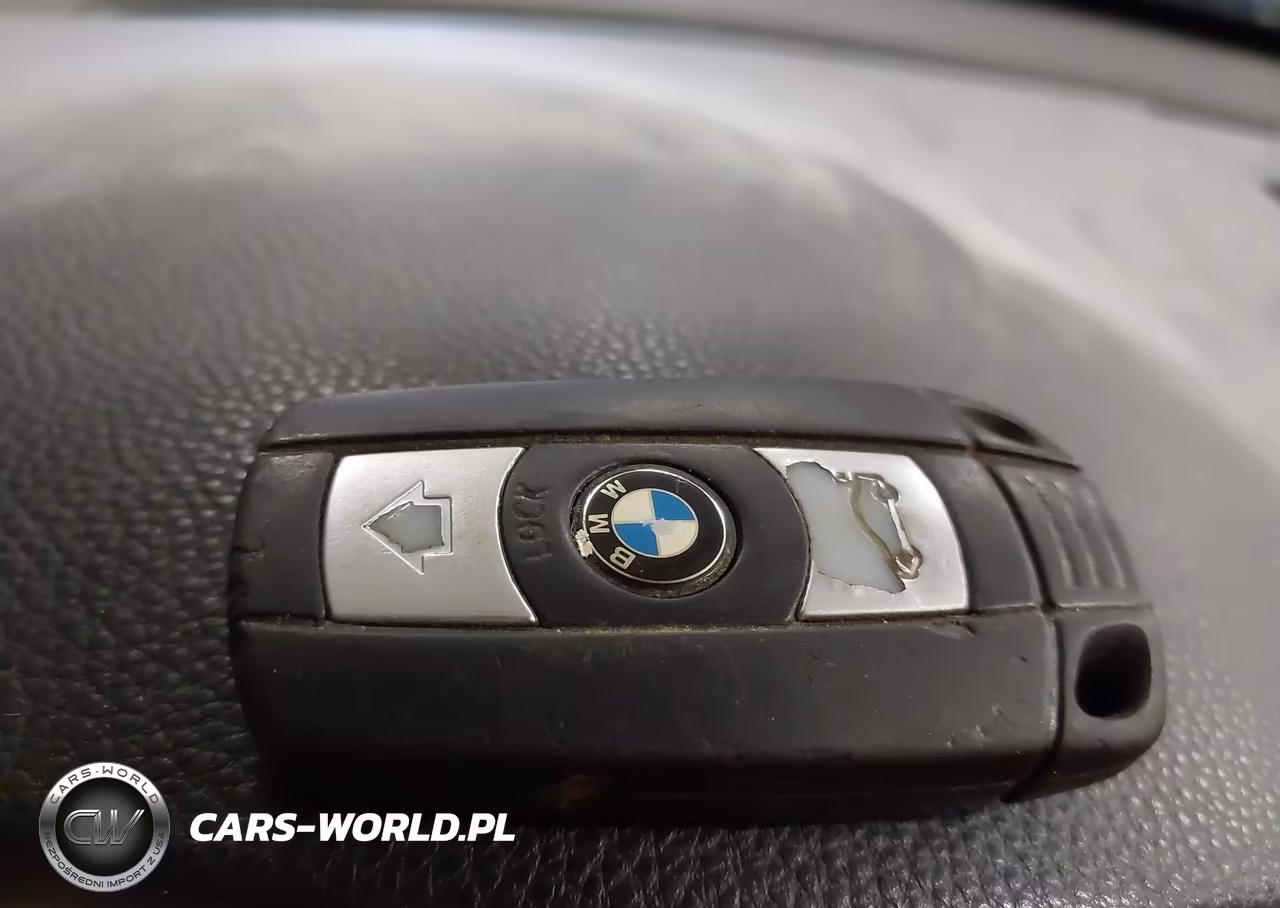 2008 BMW 328Xi VIN:WBAVC93548K041303 - 11