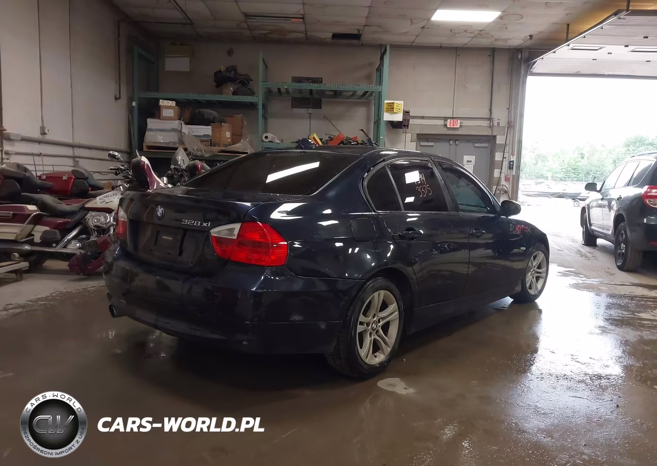 2008 BMW 328Xi VIN:WBAVC93548K041303 - 4