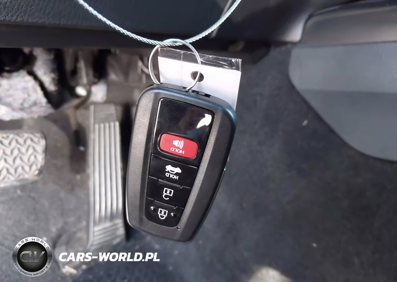 2020 Toyota Camry Xse VIN:4T1K61AK8LU370201 - 11