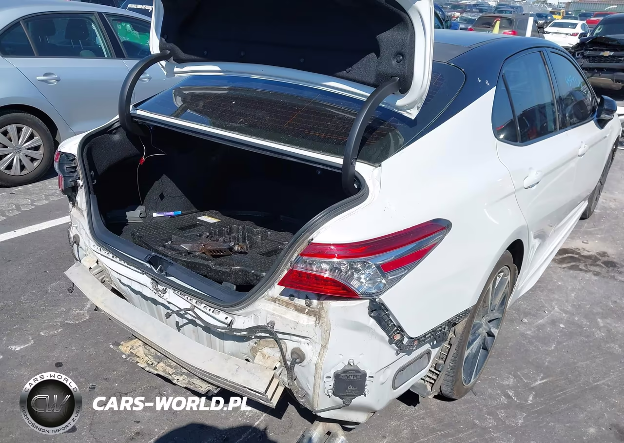 2020 Toyota Camry Xse VIN:4T1K61AK8LU370201 - 19