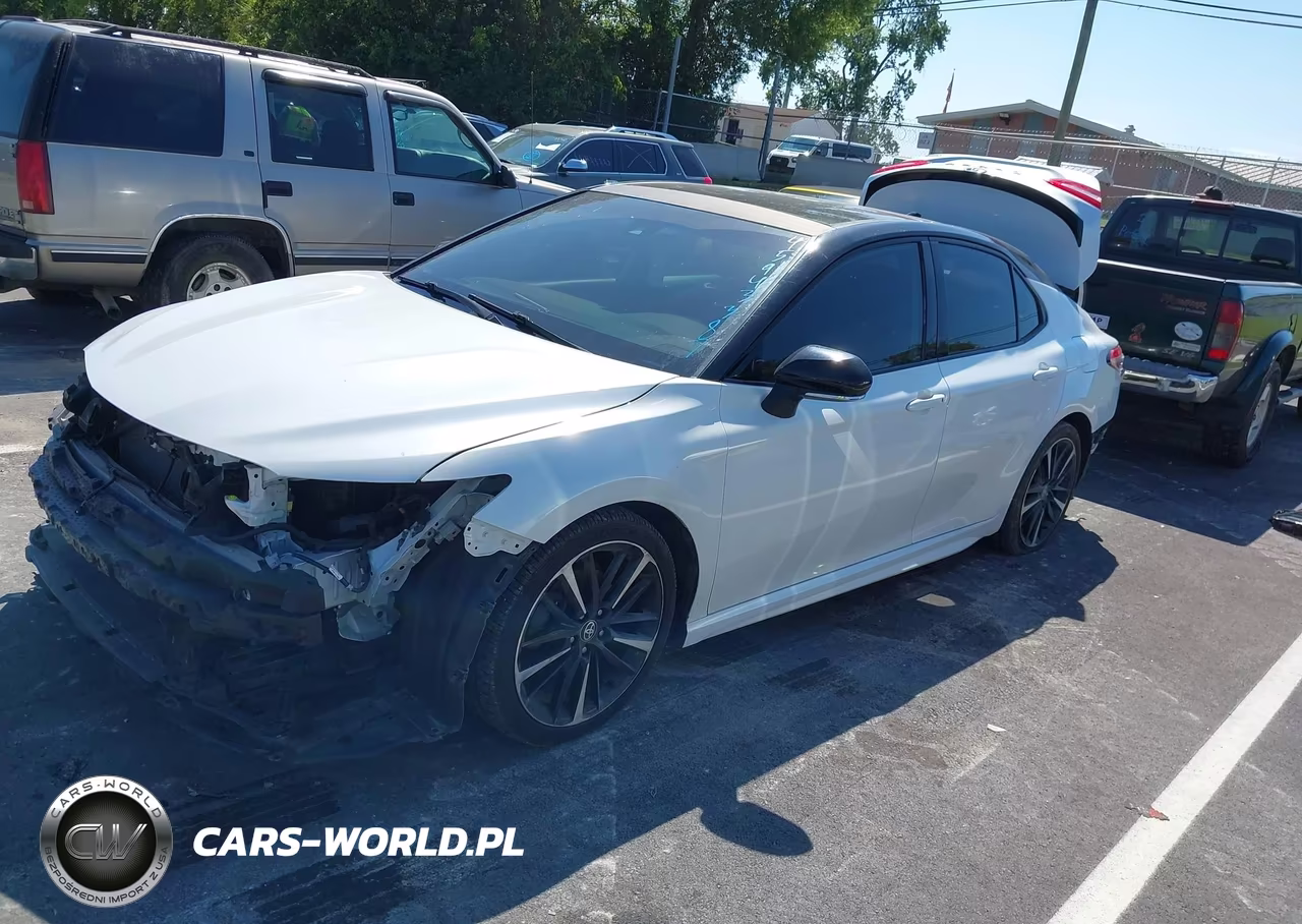 2020 Toyota Camry Xse VIN:4T1K61AK8LU370201 - 2