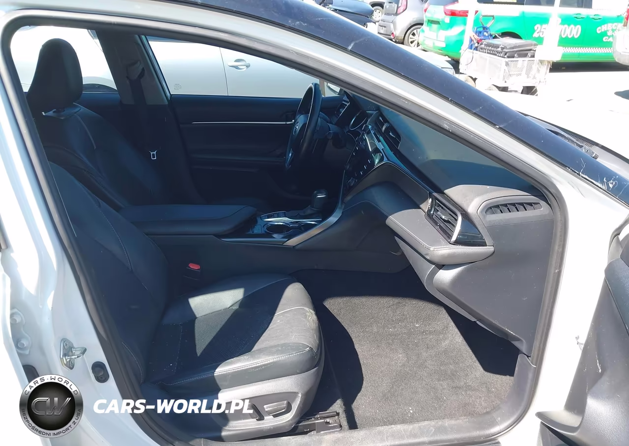 2020 Toyota Camry Xse VIN:4T1K61AK8LU370201 - 5
