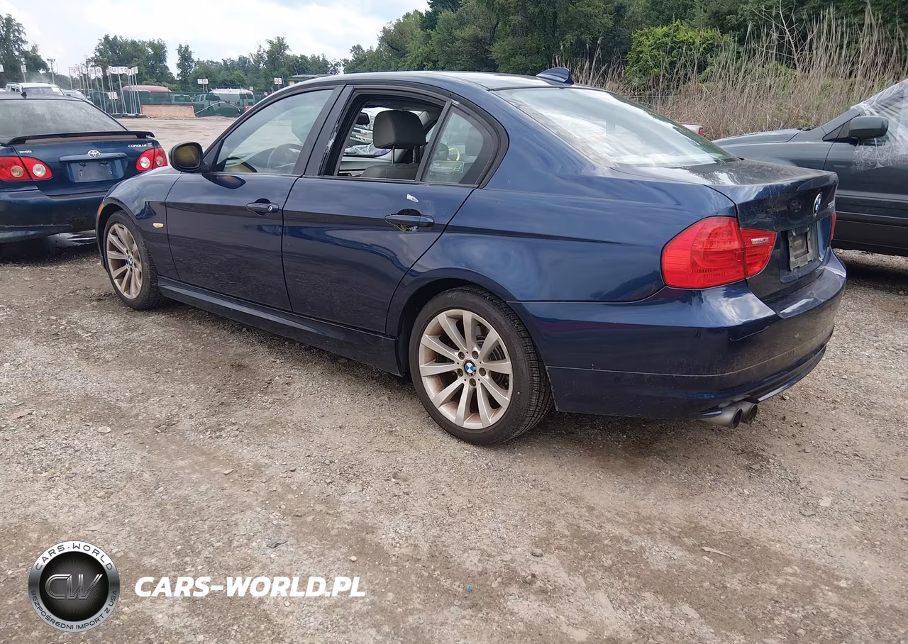 2011 BMW 328I VIN:WBAPH5G52BNM82849 - 3