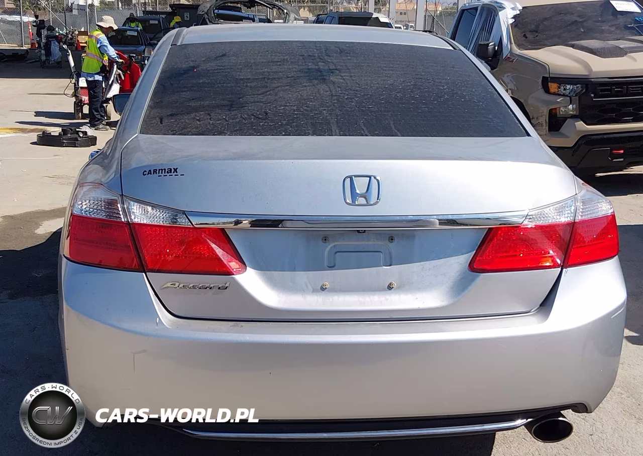 2015 Honda Accord Lx VIN:1HGCR2F3XFA187879 - 16