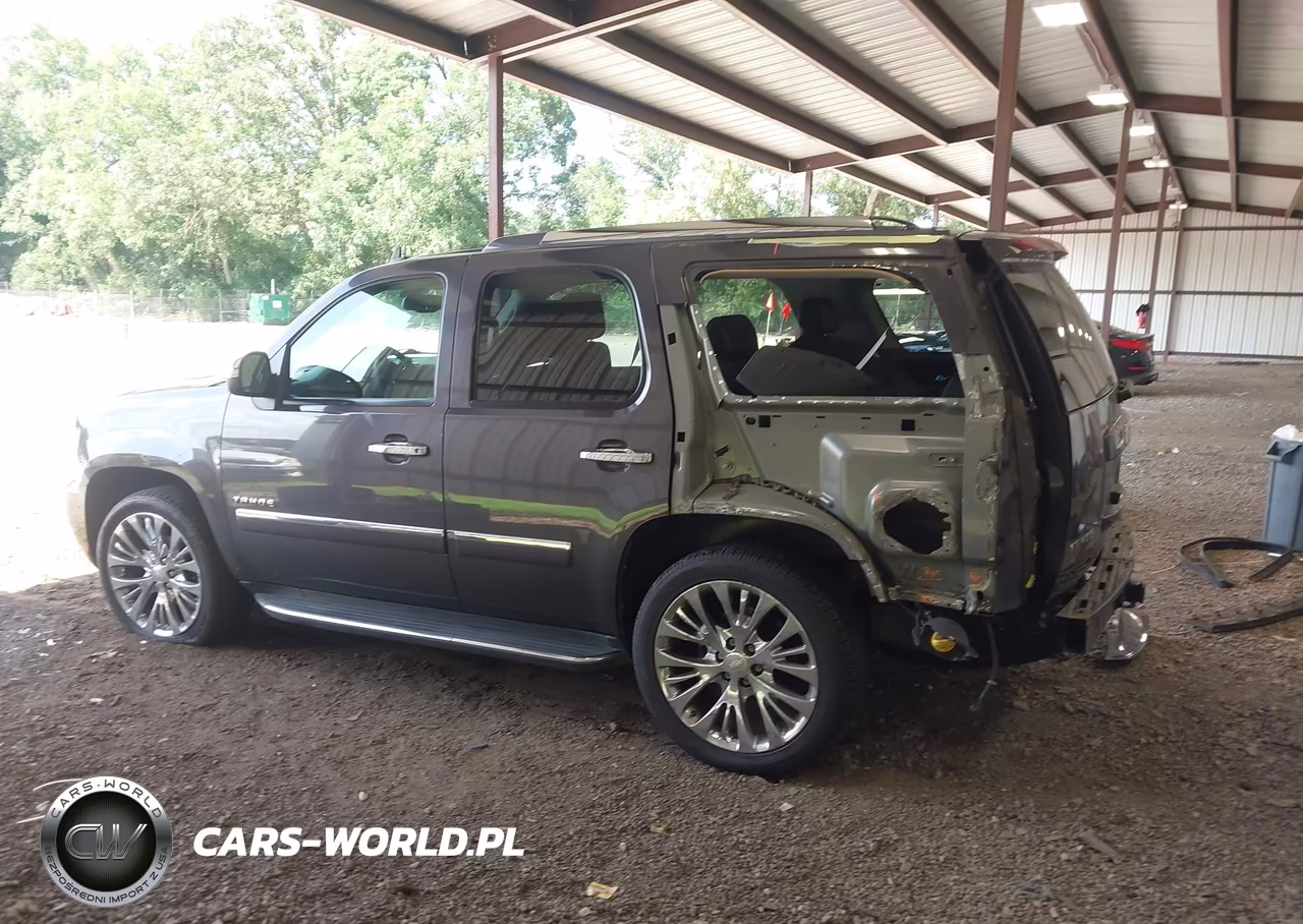 2010 Chevrolet Tahoe Ltz VIN:1GNUCCE06AR104984 - 15