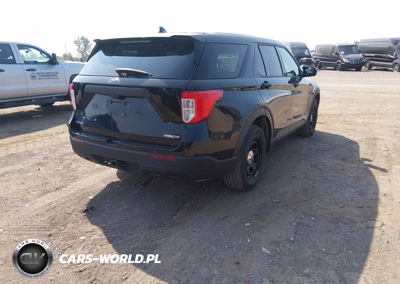 2021 Ford Police Interceptor Utility VIN:1FM5K8AB1MGA64863 - 4