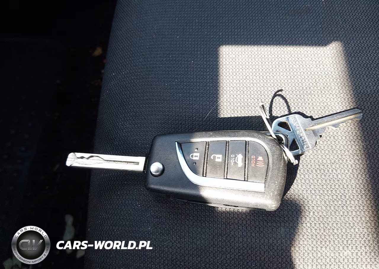 2023 Toyota Corolla Le VIN:5YFB4MDE9PP035890 - 11