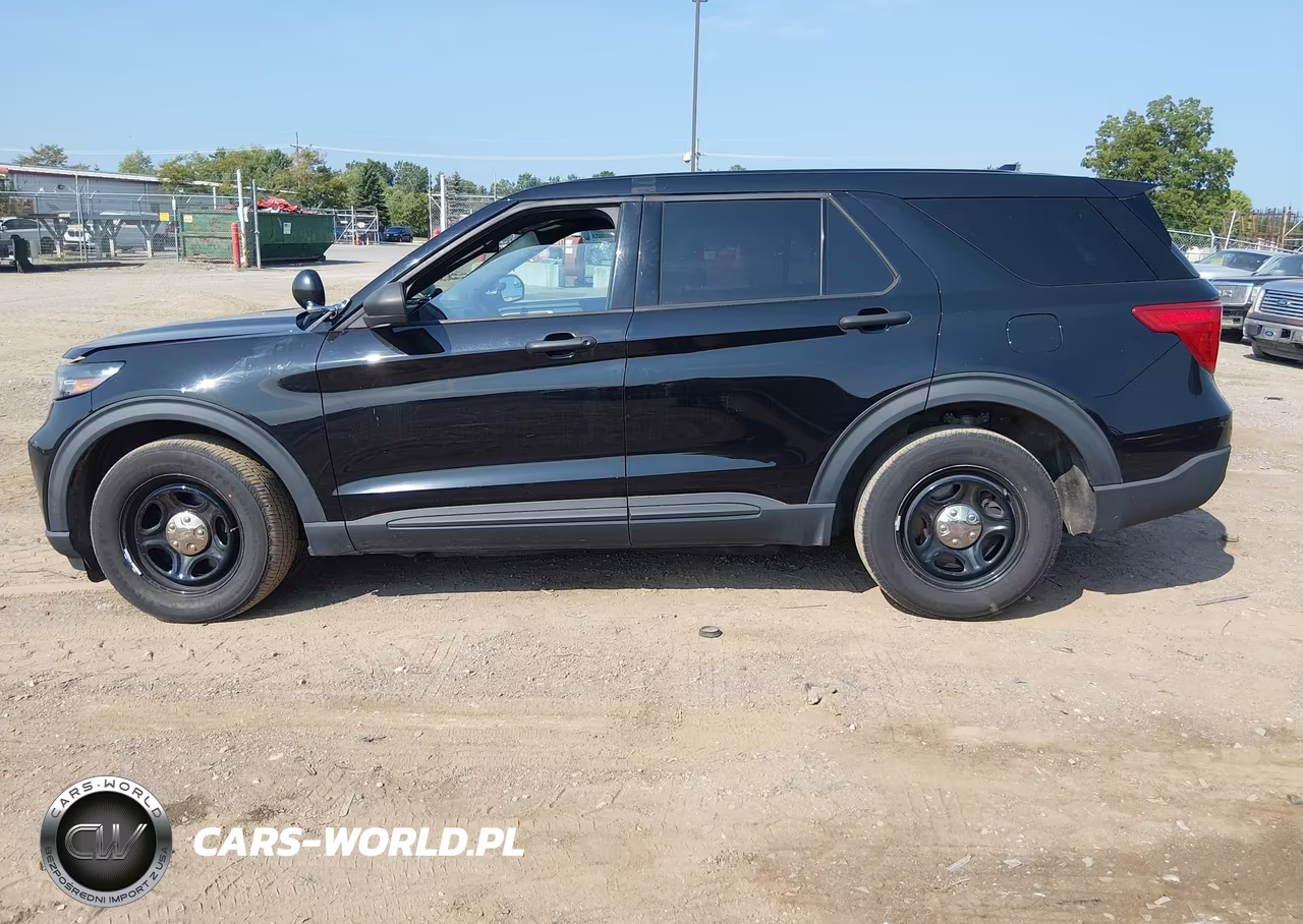 2020 Ford Police Interceptor Utility VIN:1FM5K8AB1LGD09384 - 14