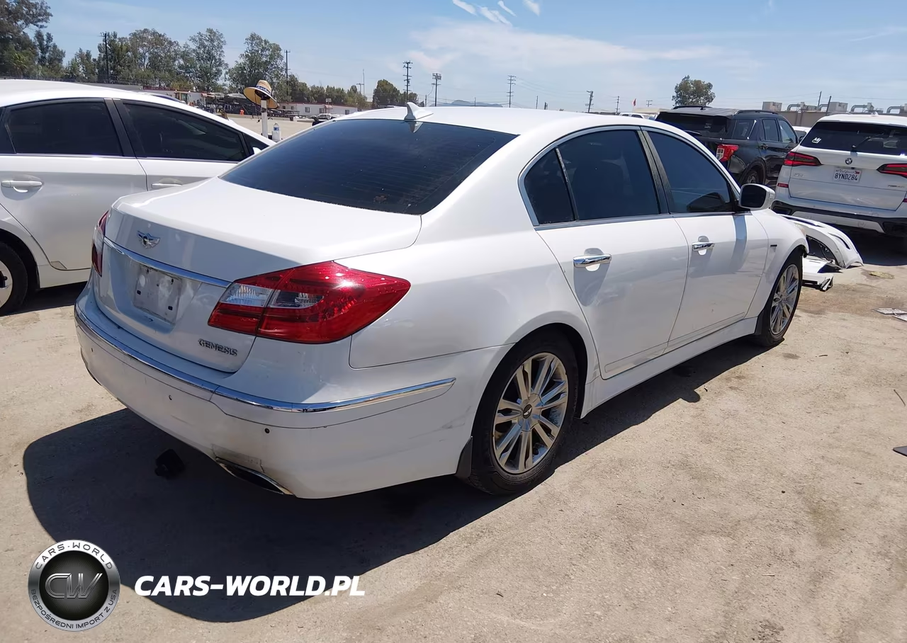 2012 Hyundai Genesis 3.8 VIN:KMHGC4DD7CU171329 - 4