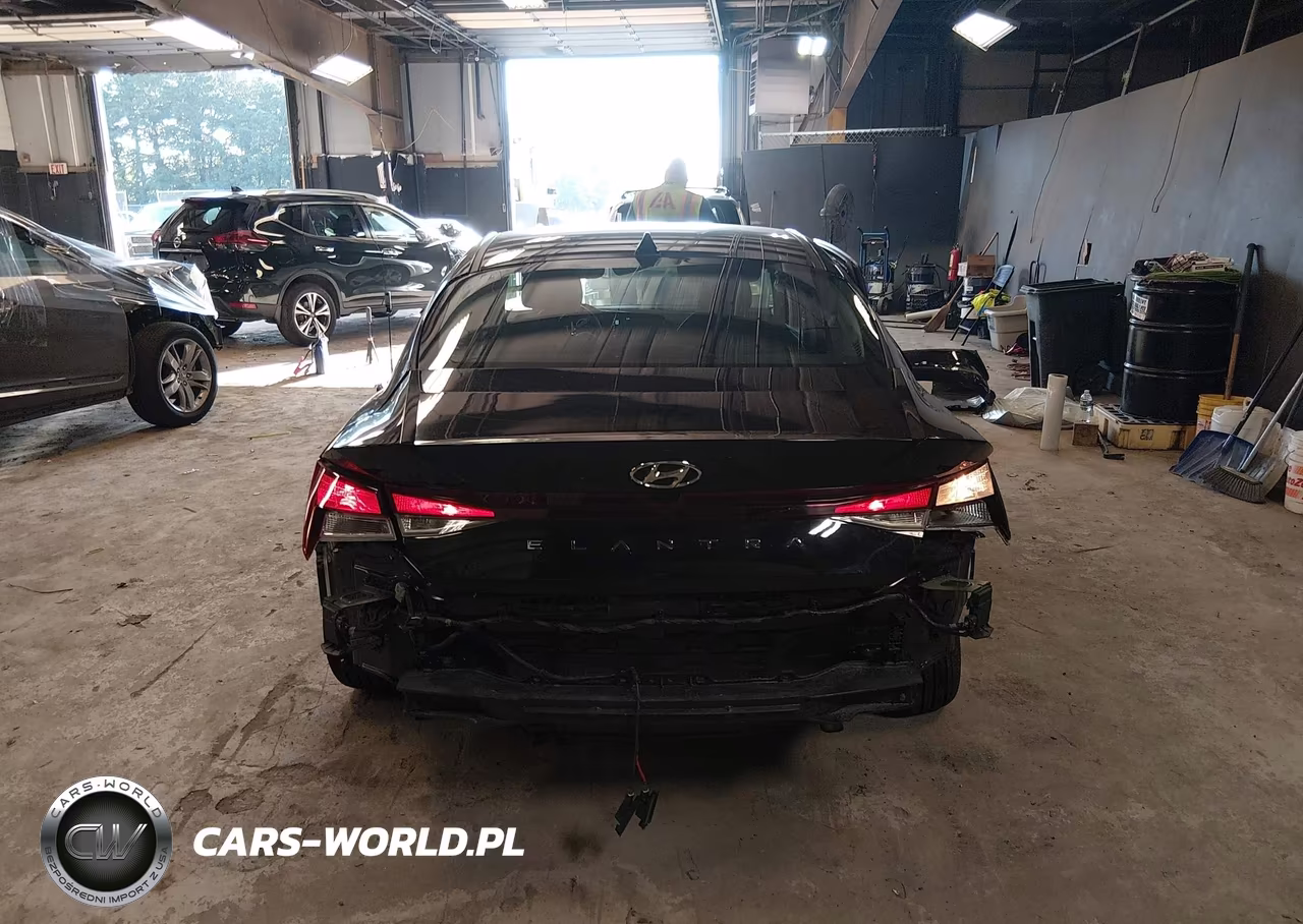 2023 Hyundai Elantra Sel VIN:KMHLS4AG1PU508003 - 17