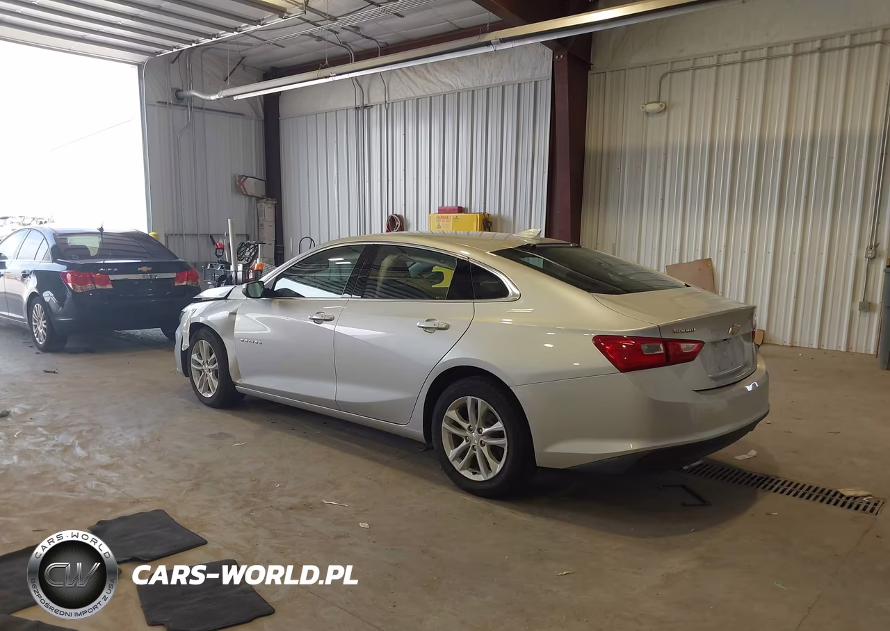 2017 Chevrolet Malibu 1Lt VIN:1G1ZE5ST3HF176345 - 3
