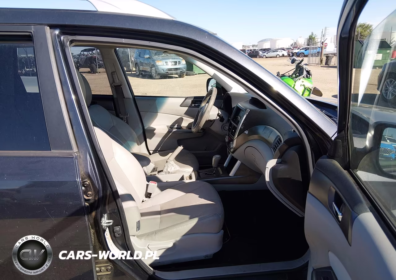 2011 Subaru Forester 2.5X Touring VIN:JF2SHAHC9BH702006 - 5