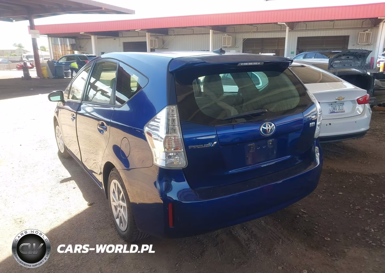 2013 Toyota Prius V Three VIN:JTDZN3EU6D3210936 - 3