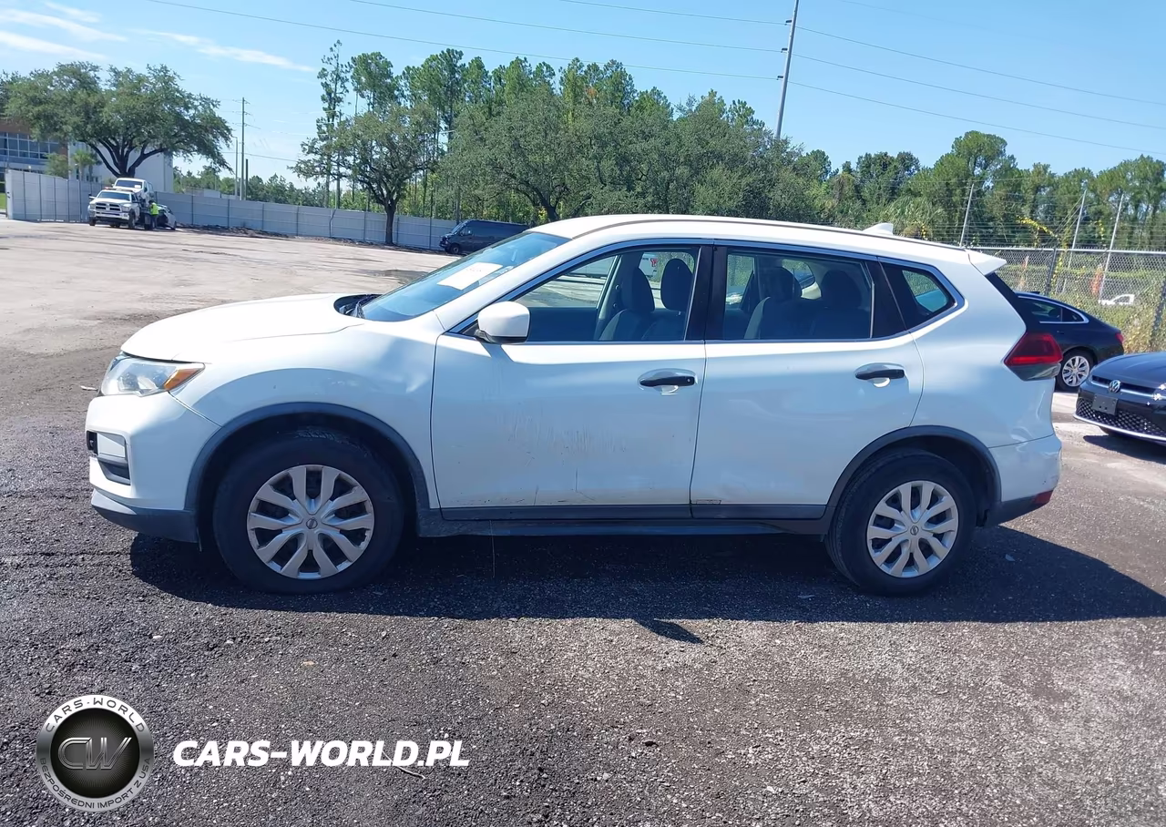 2018 Nissan Rogue S VIN:KNMAT2MVXJP554068 - 14