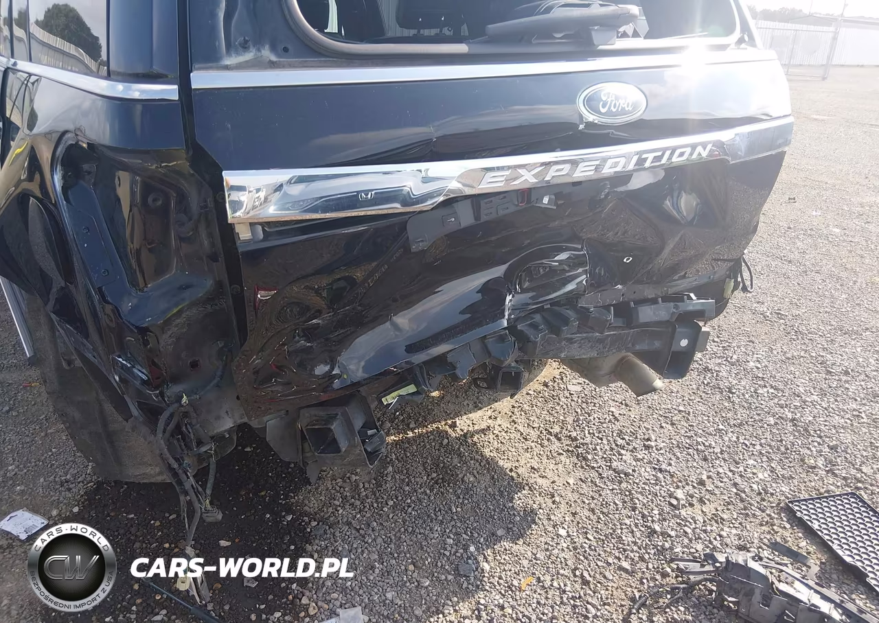 2018 Ford Expedition Limited VIN:1FMJU2AT3JEA38822 - 6