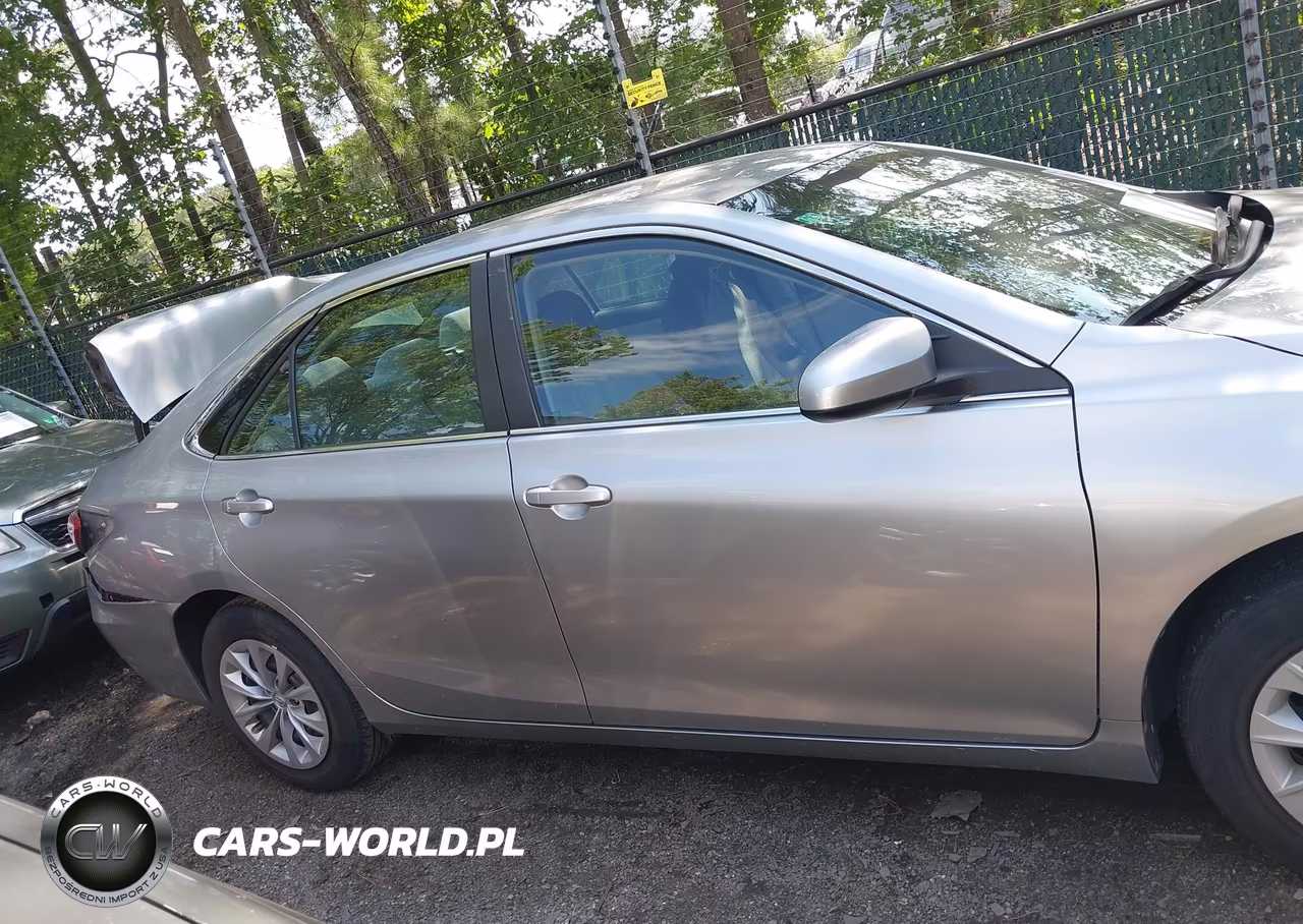 2017 Toyota Camry Le VIN:4T1BF1FK0HU345938 - 13