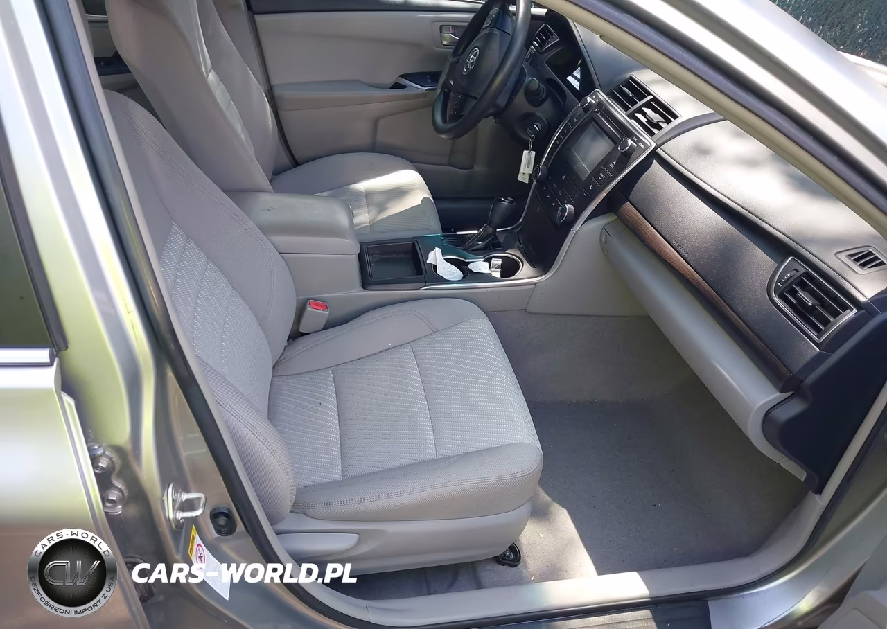 2017 Toyota Camry Le VIN:4T1BF1FK0HU345938 - 5