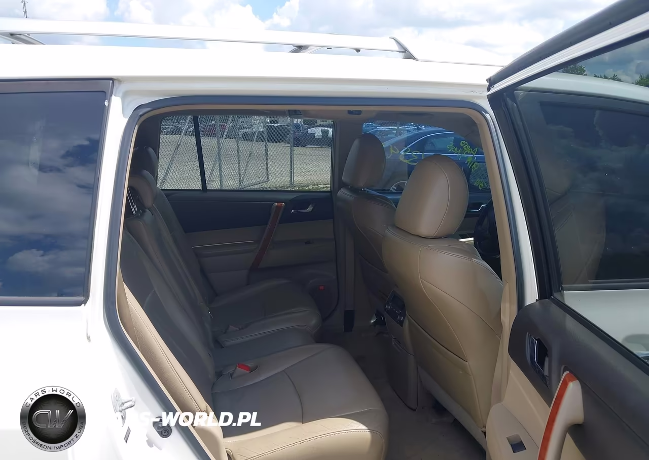2010 Toyota Highlander Limited V6 VIN:5TDDK3EH0AS012031 - 8