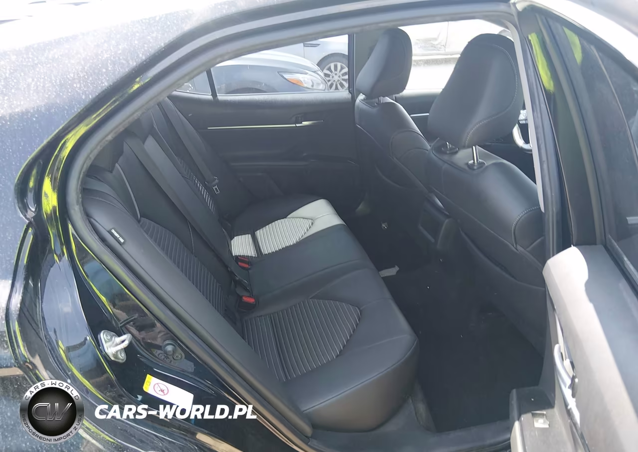 2018 Toyota Camry Se VIN:4T1B11HK9JU592537 - 8