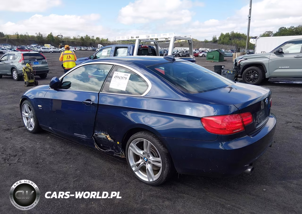 2011 BMW 335I xDrive VIN:WBAKF9C50BE620241 - 3