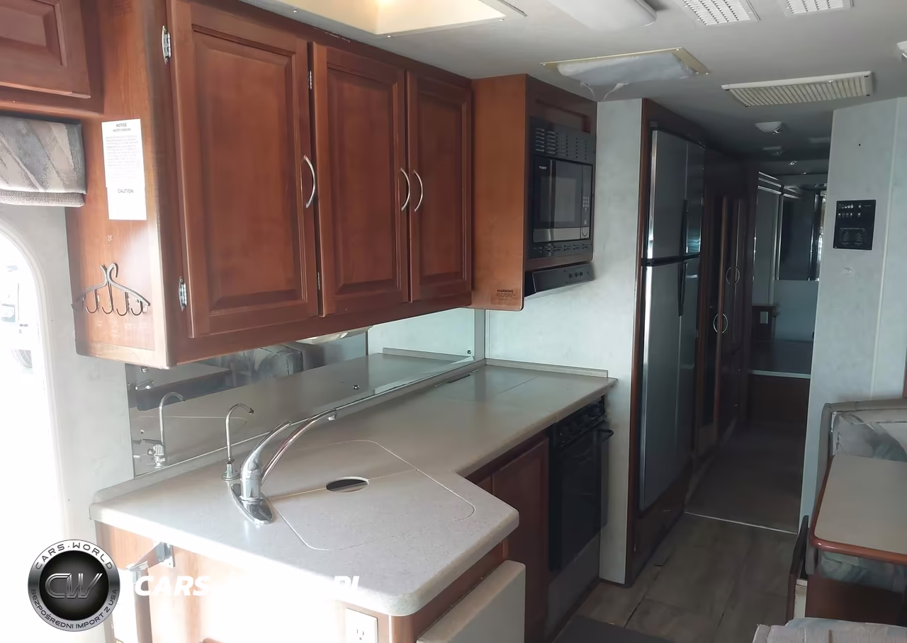 2002 Workhorse Custom Chassis Motorhome Chassis W22 VIN:5B4MP67G223339062 - 12