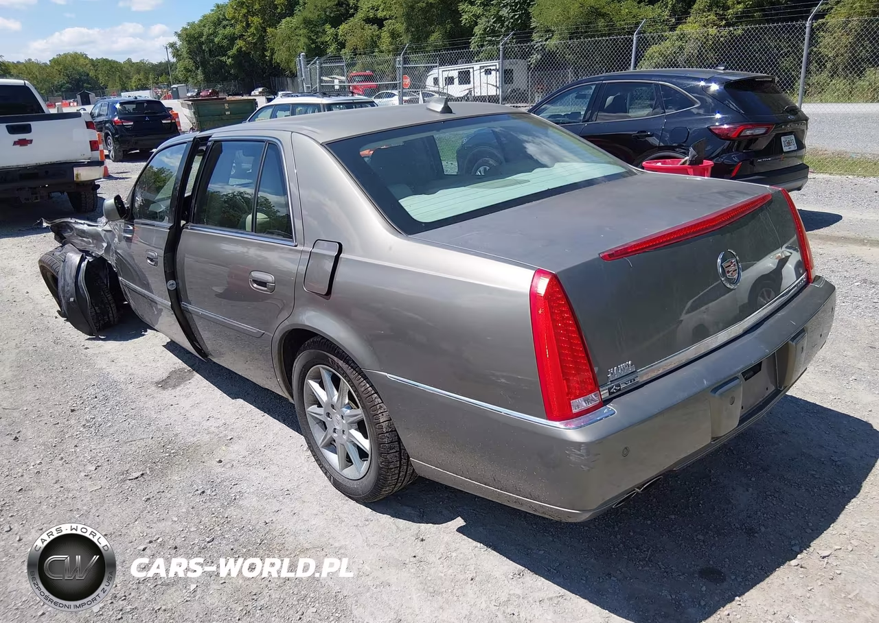 2011 Cadillac Dts Luxury Collection VIN:1G6KD5E6XBU150378 - 3