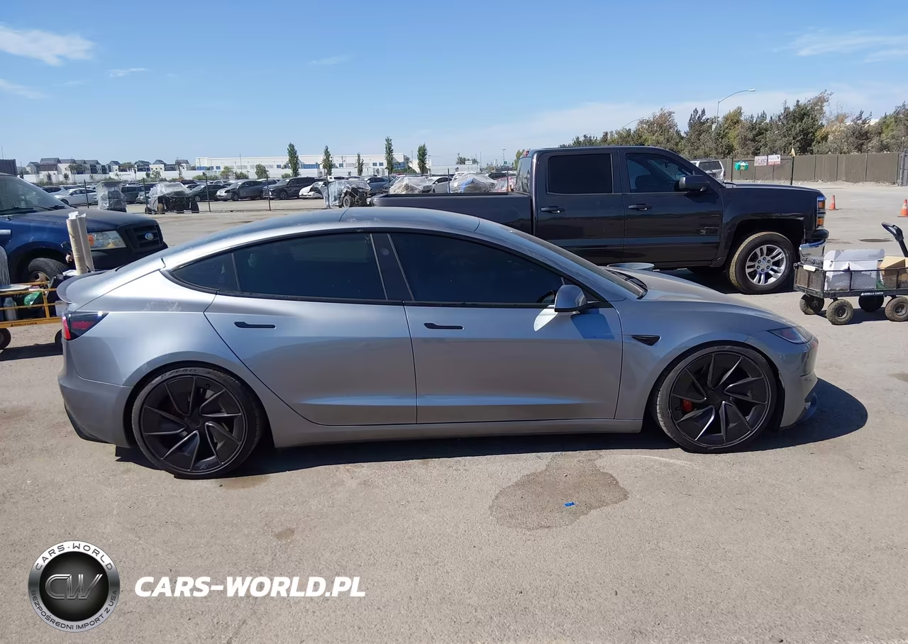 2024 Tesla Model 3 Performance All-Wheel Drive VIN:5YJ3E1ET5RF866718 - 13