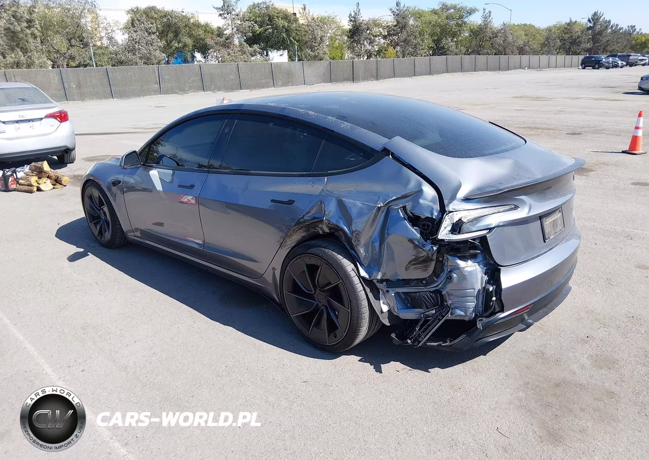 2024 Tesla Model 3 Performance All-Wheel Drive VIN:5YJ3E1ET5RF866718 - 3