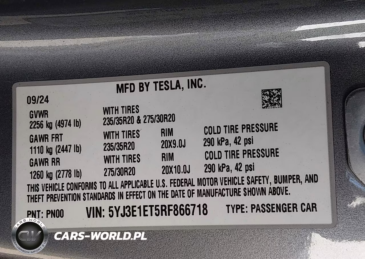 2024 Tesla Model 3 Performance All-Wheel Drive VIN:5YJ3E1ET5RF866718 - 9