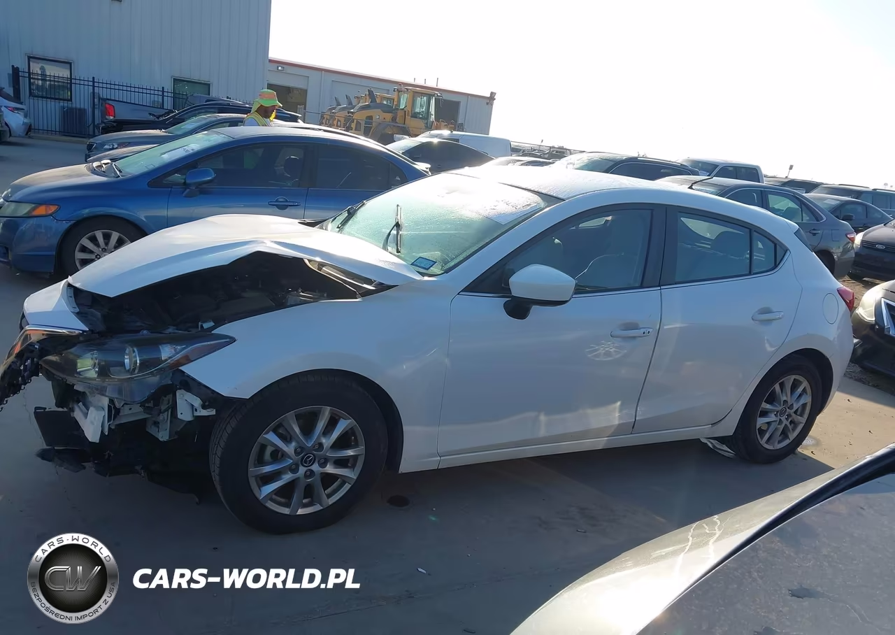 2014 Mazda Mazda3 I Touring VIN:JM1BM1L7XE1100684 - 15