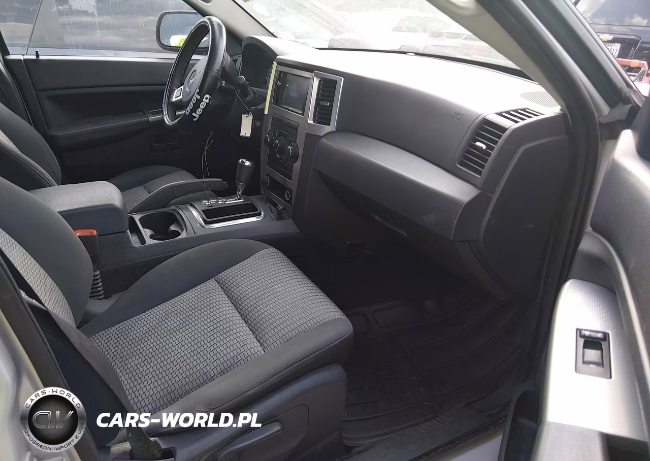 2008 Jeep Grand Cherokee Laredo VIN:1J8GS48K08C121507 - 5