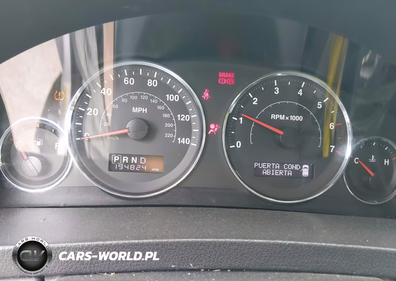 2008 Jeep Grand Cherokee Laredo VIN:1J8GS48K08C121507 - 7