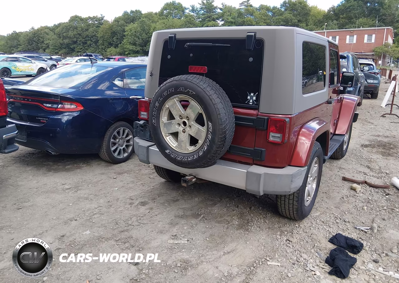 2008 Jeep Wrangler Sahara VIN:1J4FA54178L589611 - 4