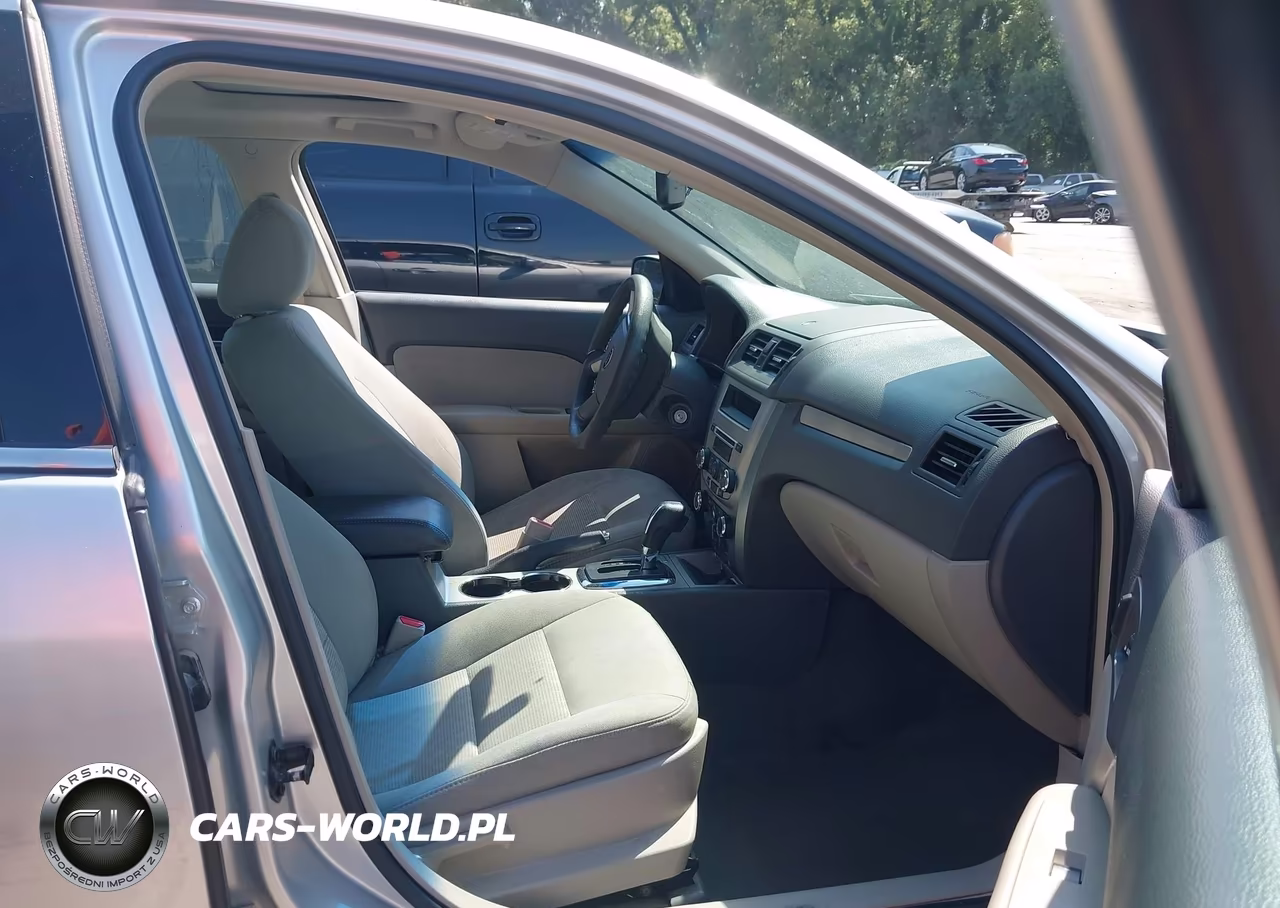2011 Ford Fusion Se VIN:3FAHP0HA0BR234479 - 5