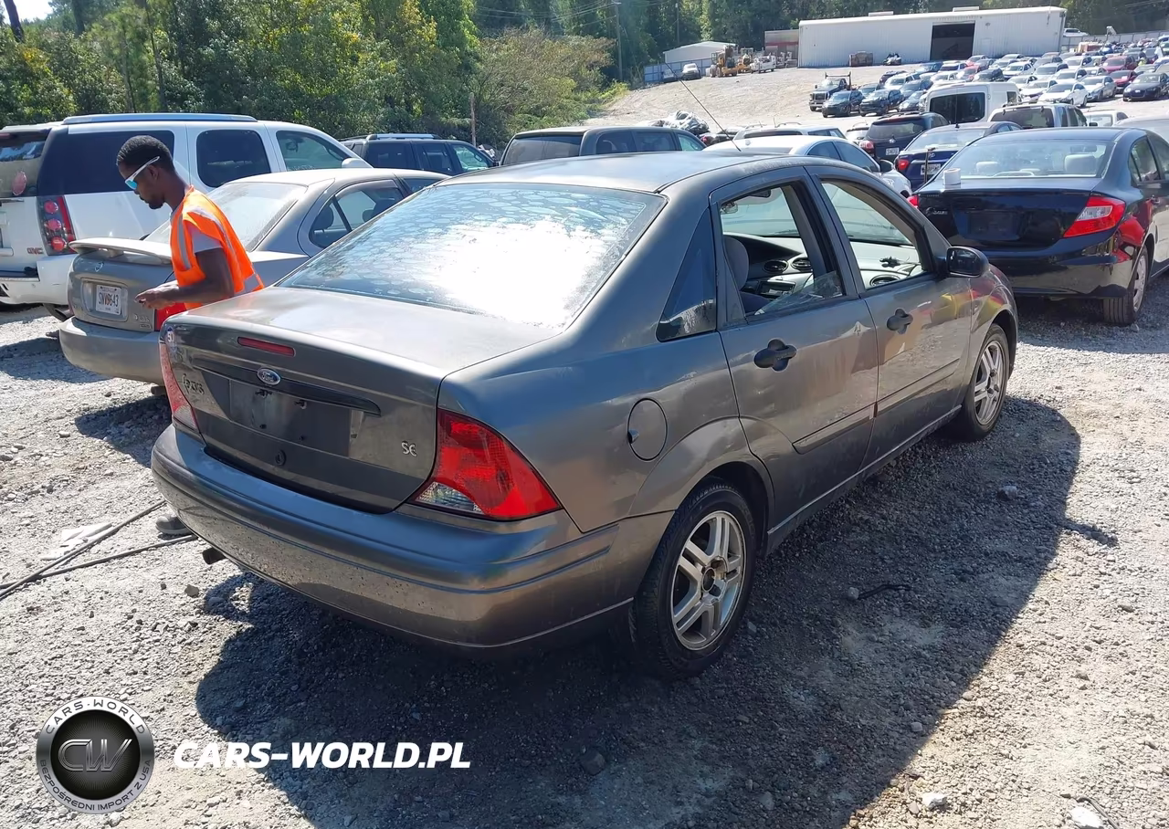 2003 Ford Focus Se VIN:1FAFP34P83W227698 - 4