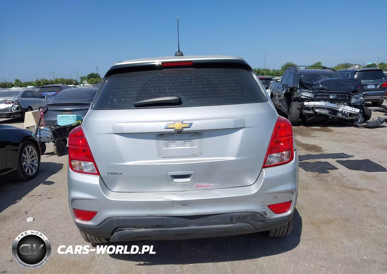 2019 Chevrolet Trax Ls VIN:3GNCJKSB8KL355838 - 15