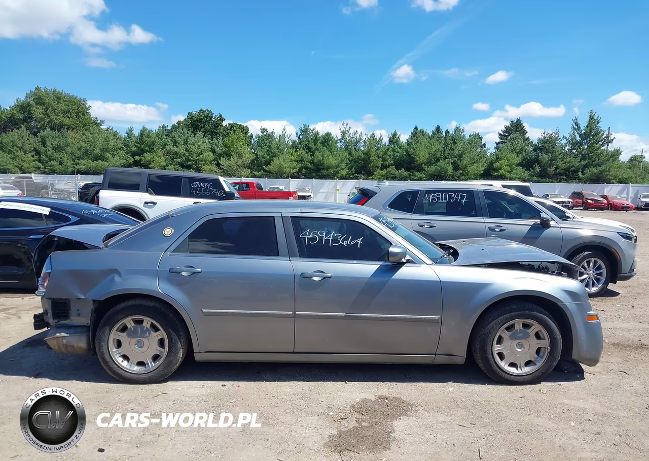 2006 Chrysler 300 Touring VIN:2C3KA53GX6H538743 - 13
