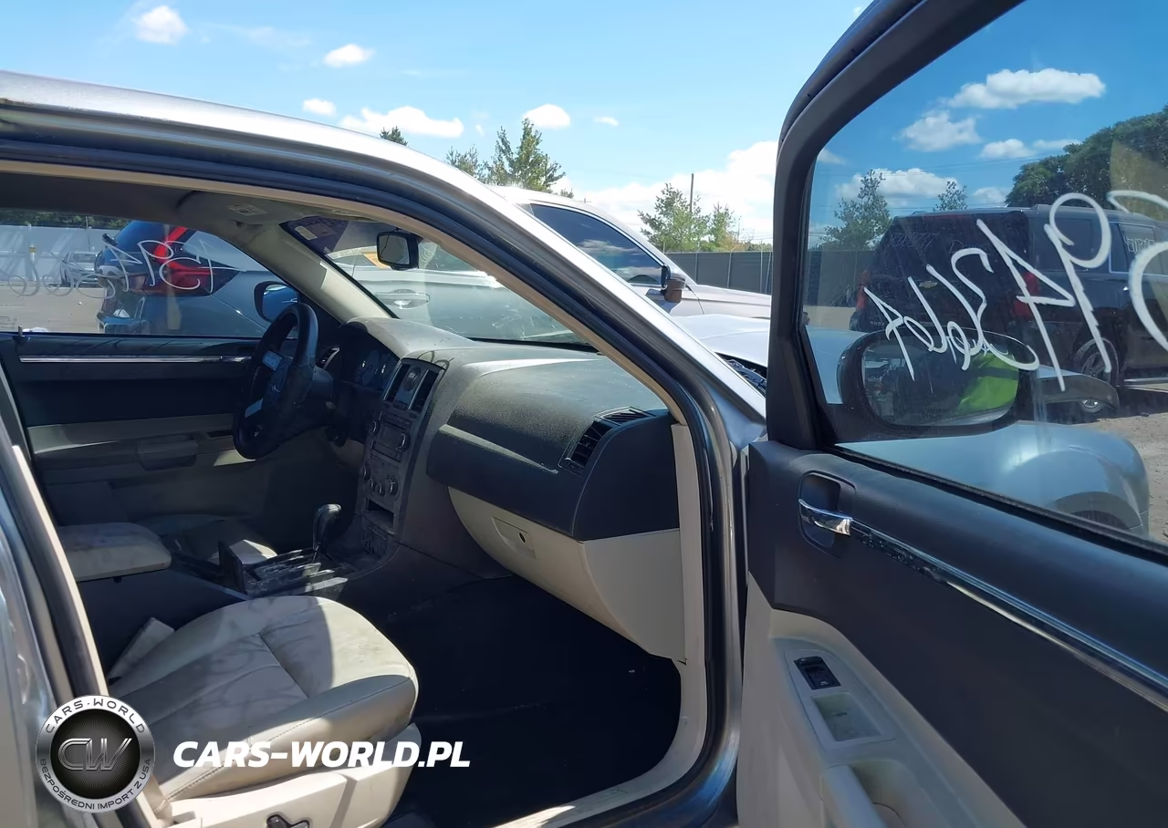 2006 Chrysler 300 Touring VIN:2C3KA53GX6H538743 - 5