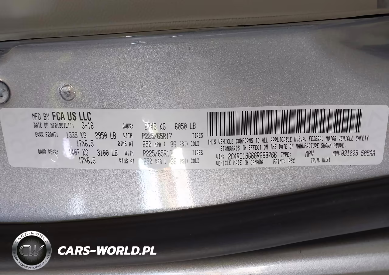 2016 Chrysler Town & Country Touring VIN:2C4RC1BG6GR288766 - 9
