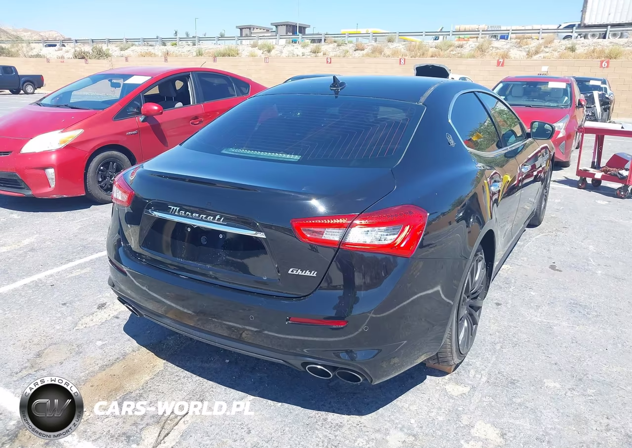 2019 Maserati Ghibli VIN:ZAM57XSA6K1311120 - 4