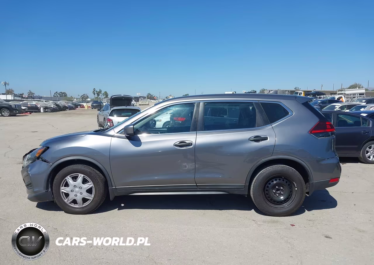 2018 Nissan Rogue S VIN:KNMAT2MT0JP602238 - 14