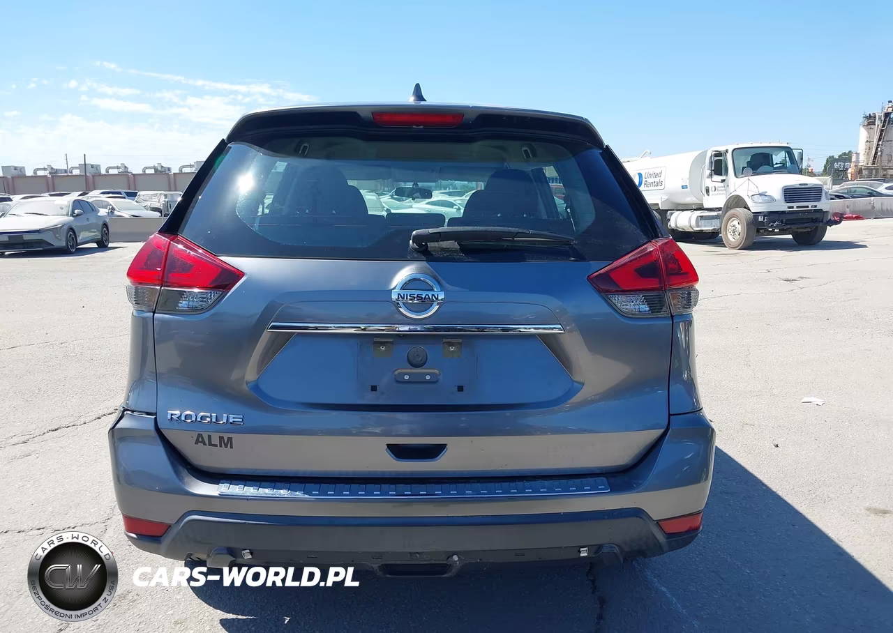 2018 Nissan Rogue S VIN:KNMAT2MT0JP602238 - 16