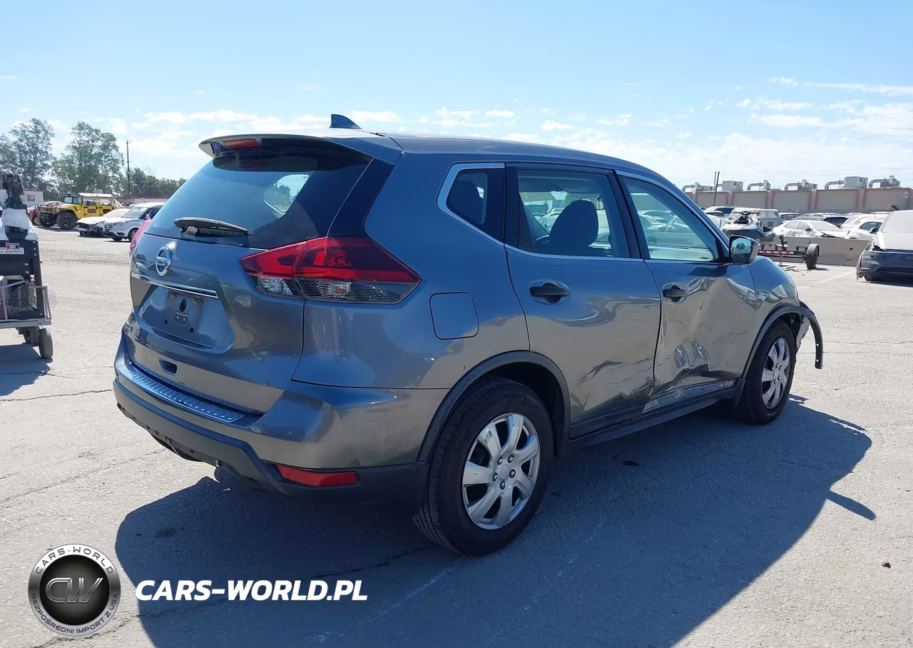 2018 Nissan Rogue S VIN:KNMAT2MT0JP602238 - 4
