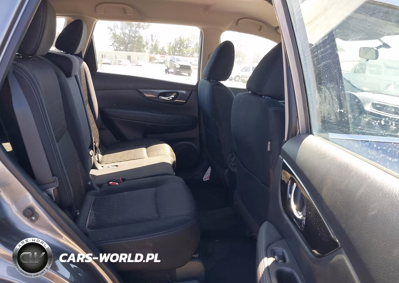 2018 Nissan Rogue S VIN:KNMAT2MT0JP602238 - 8