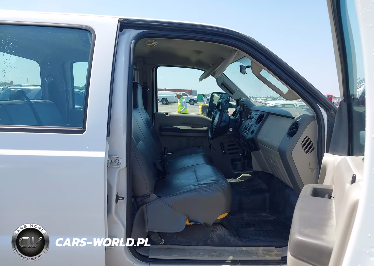 2010 Ford Super Duty F-250 Srw King Ranch-Lariat-Xl-Xlt VIN:1FTSW2A57AEB31735 - 5