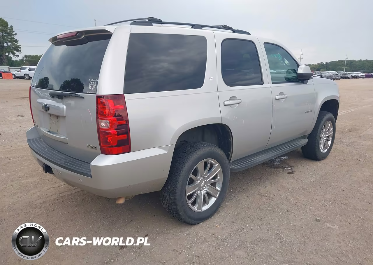 2010 Chevrolet Tahoe Lt VIN:1GNUKBE08AR232561 - 4