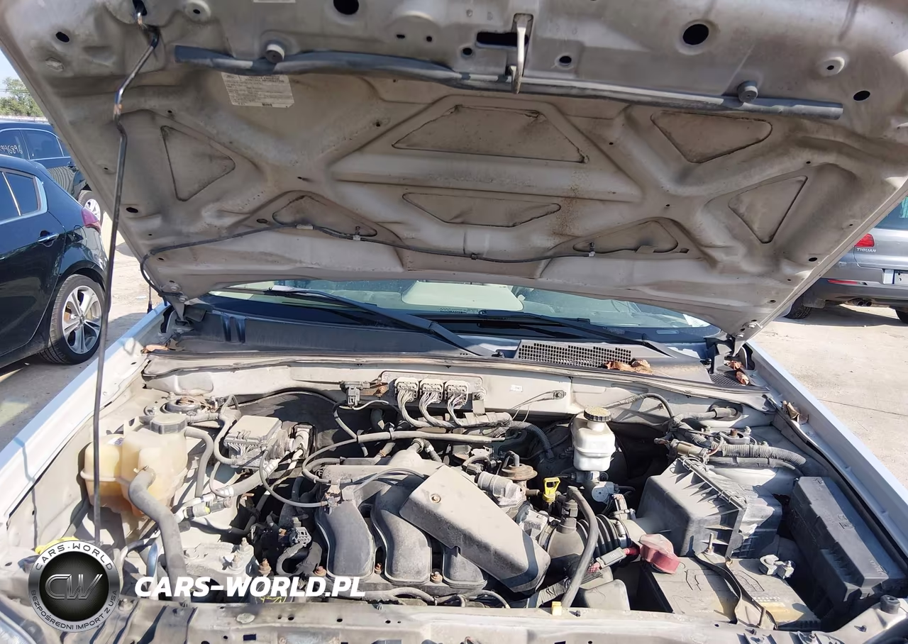 2008 Mercury Mariner V6 VIN:4M2CU811X8KJ23466 - 9