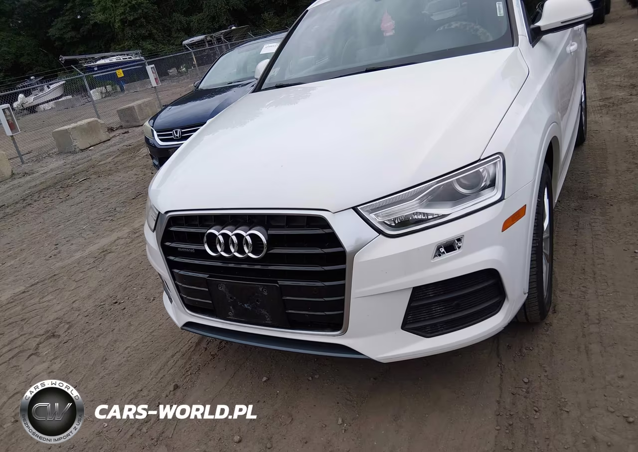 2016 Audi Q3 2.0T Premium Plus VIN:WA1EFCFS9GR009763 - 11